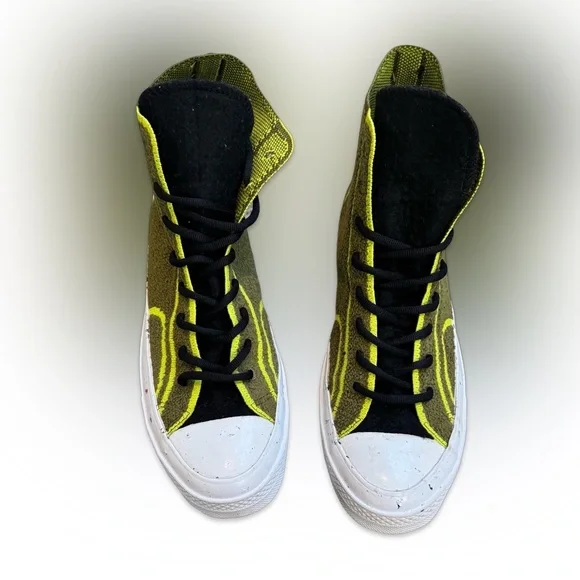 Converse High-Top Sneakers in Olive Green, Black and White - Picture 2 of 7
